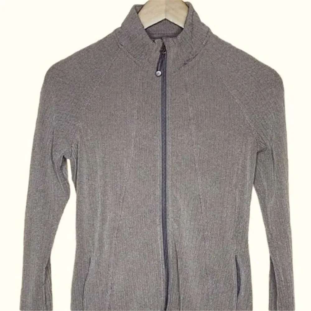 Athleta Sweater Woman’s Size S
